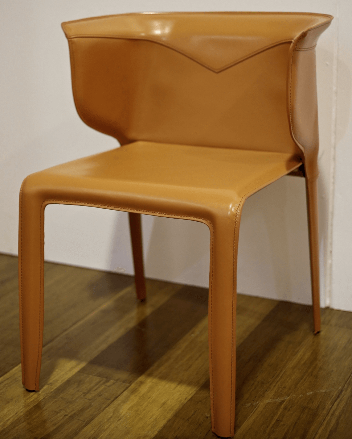MAGGIE | MODERN LEATHER DINING CHAIR
