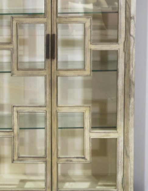 GEO | GLASS DISPLAY CABINET 