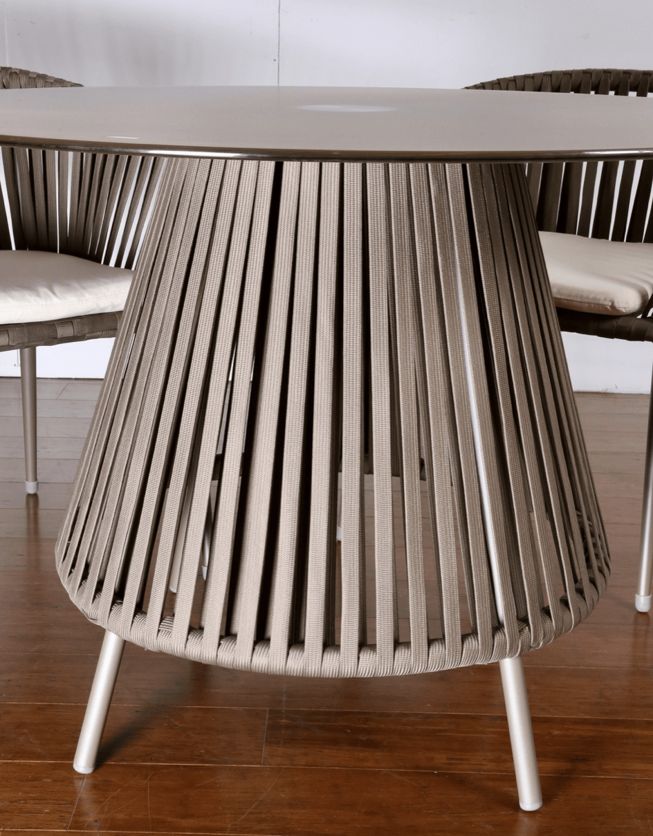APOLLO | OUTDOOR DINING TABLE