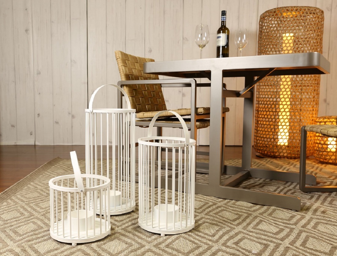 LANTERN | OUTDOOR LIGHT RANGE