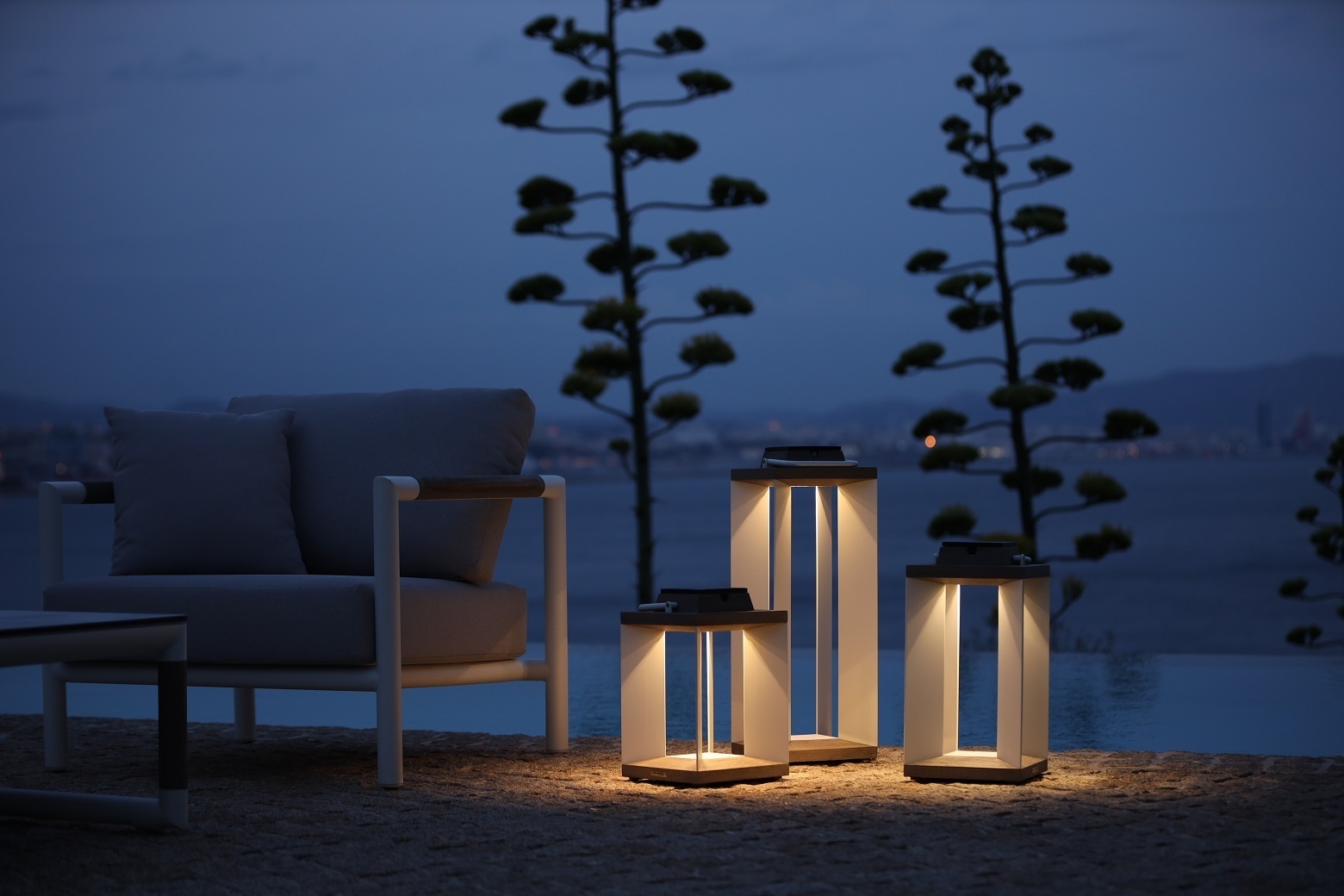 CAPE | HIGH END MOTION ACTIVATED DESIGNER OUTDOOR LANTERN
