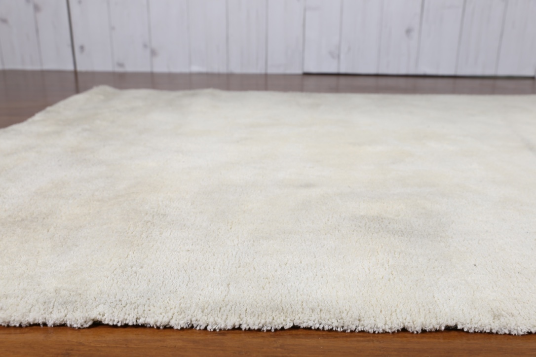 FLUFFY | CREAM RUG