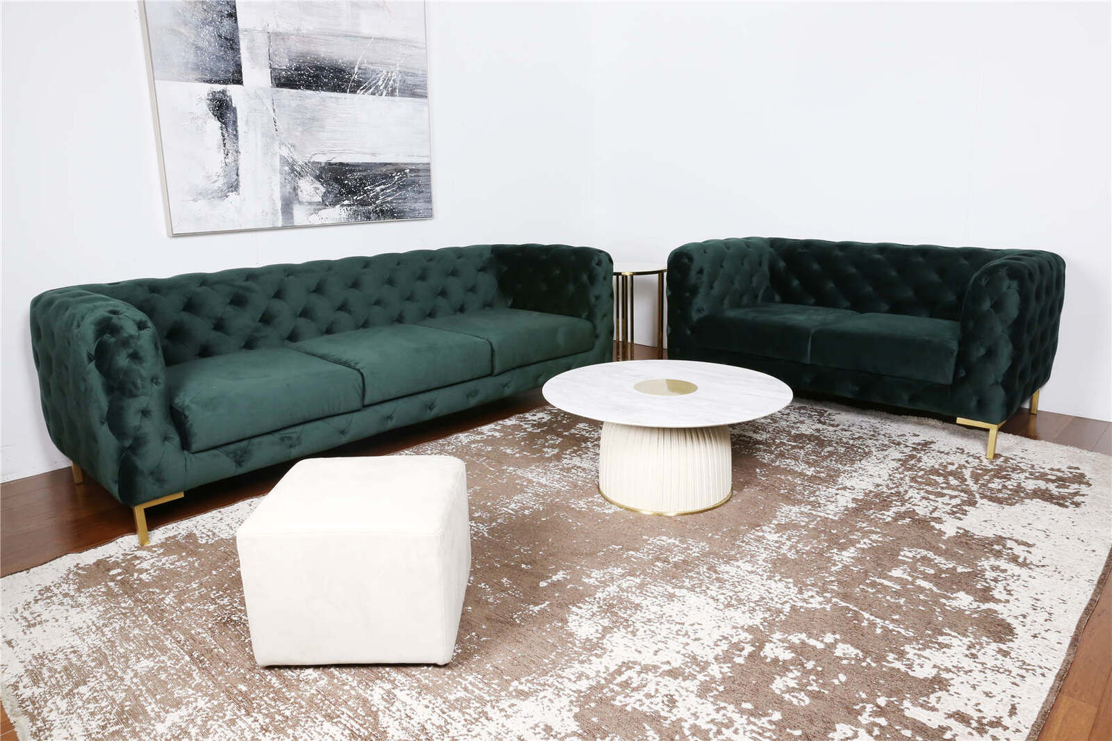 DAPHINE | MODERN OPULENT VELVET LOUNGE RANGE