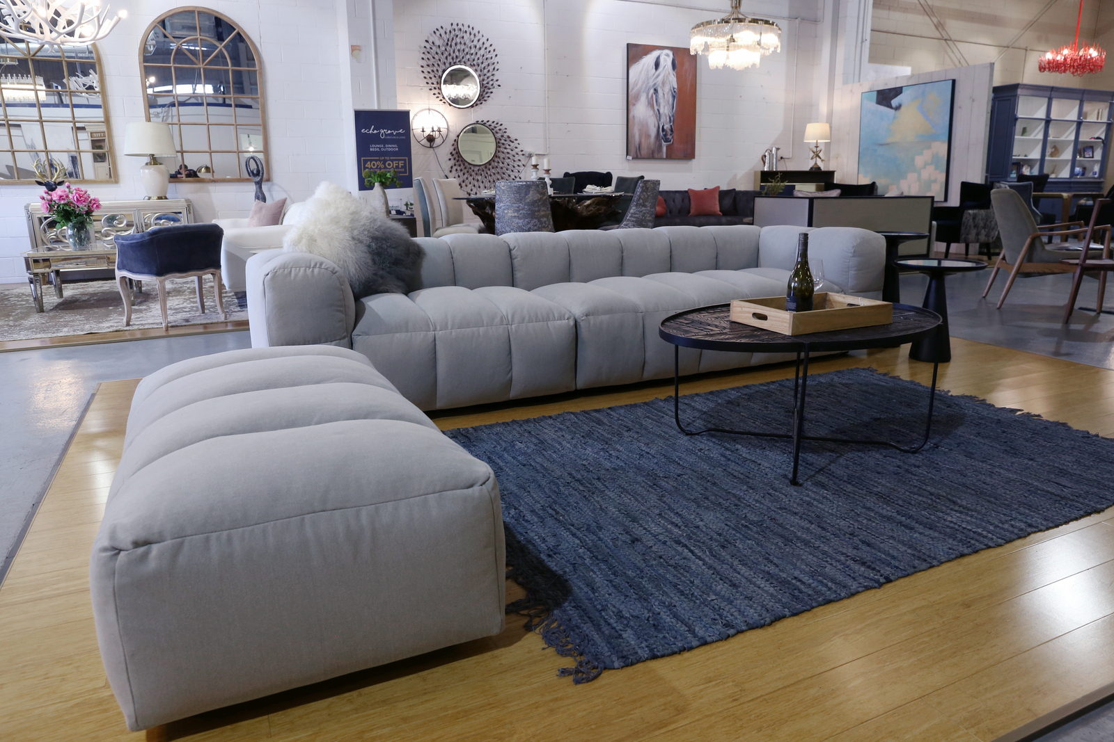 PLUME | MODERN TUFTED LOUNGE 