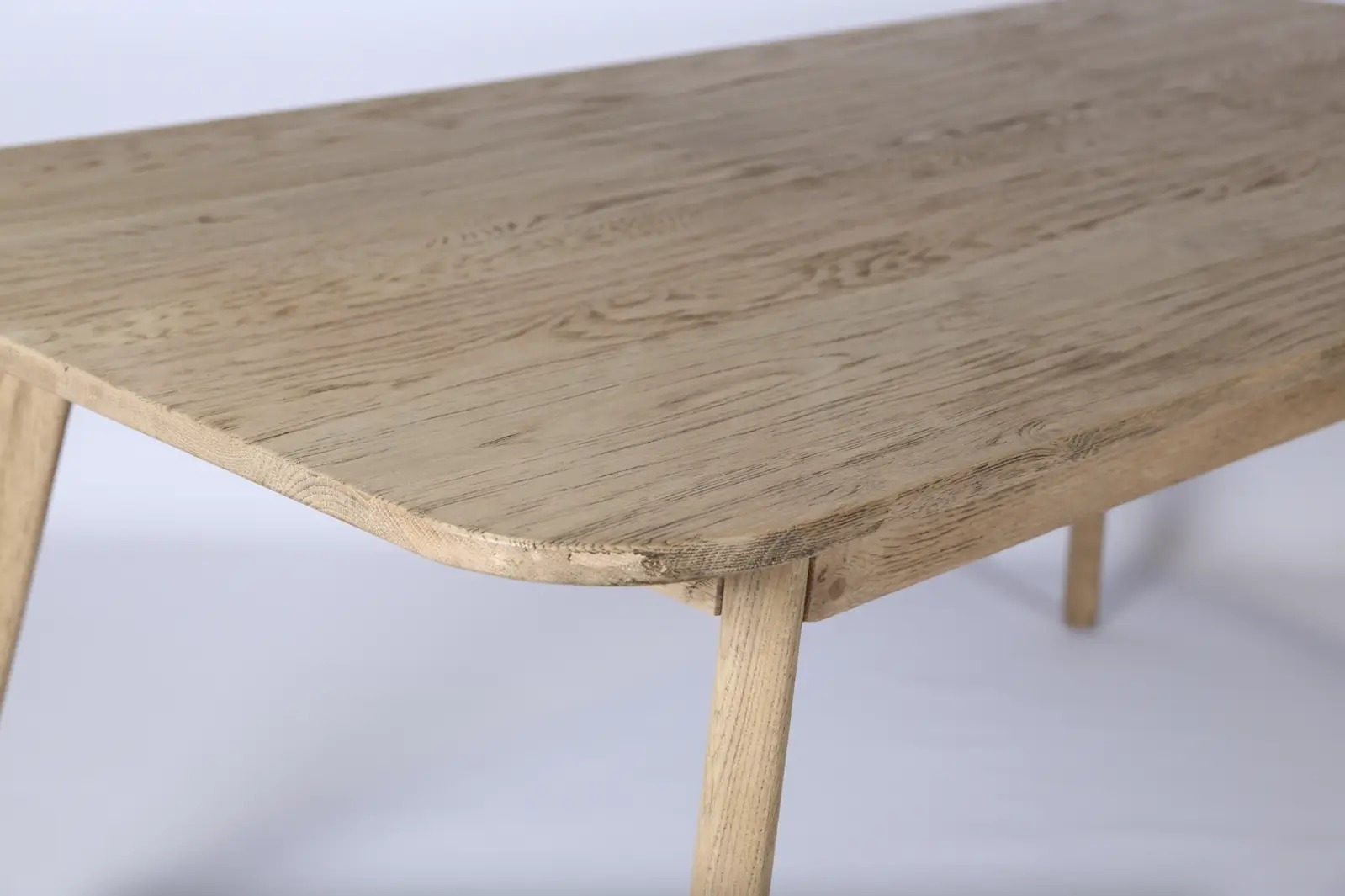 COTTAGE | CONTEMPORARY DINING TABLE
