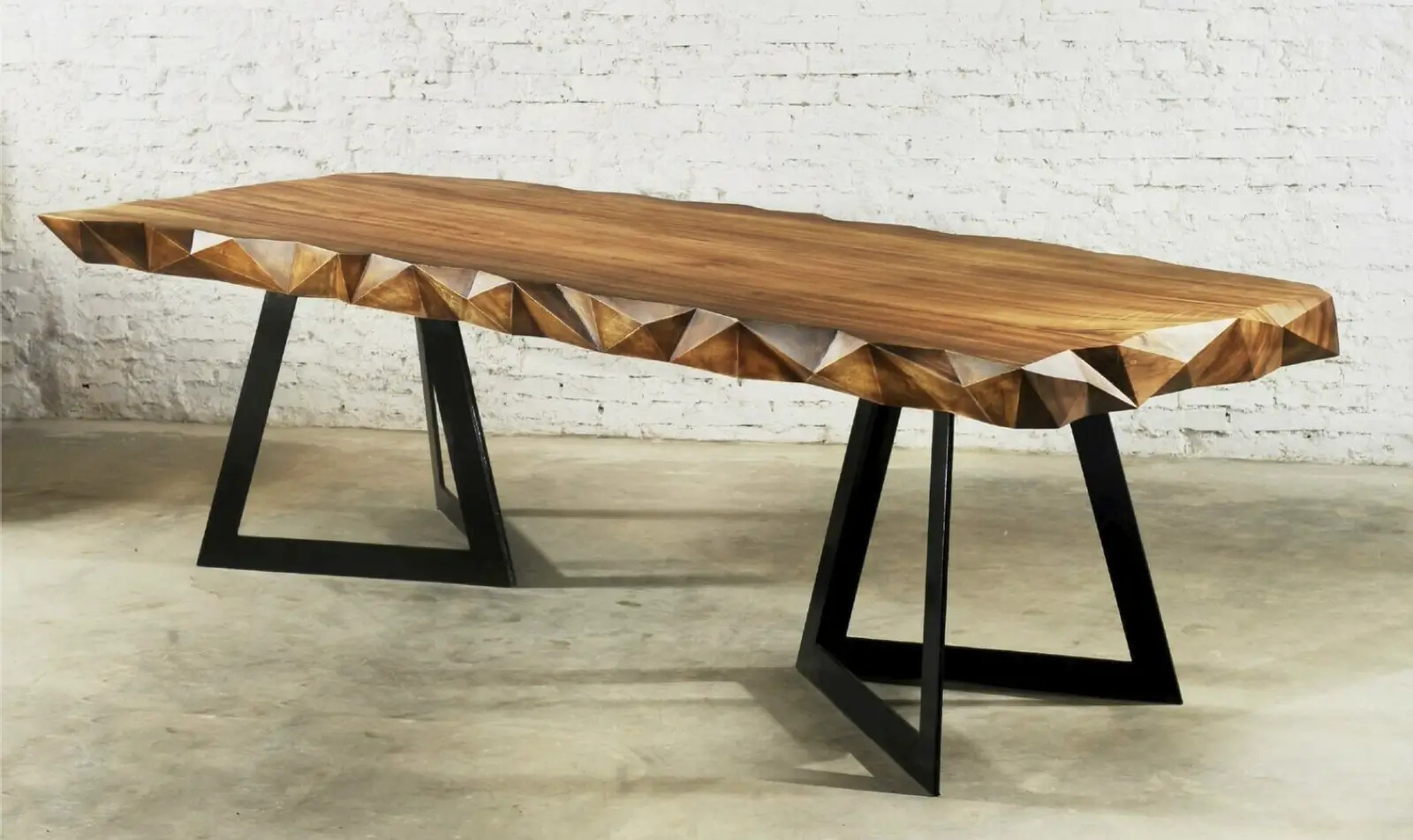 RAVINE | TEAK TIMBER DINING TABLE