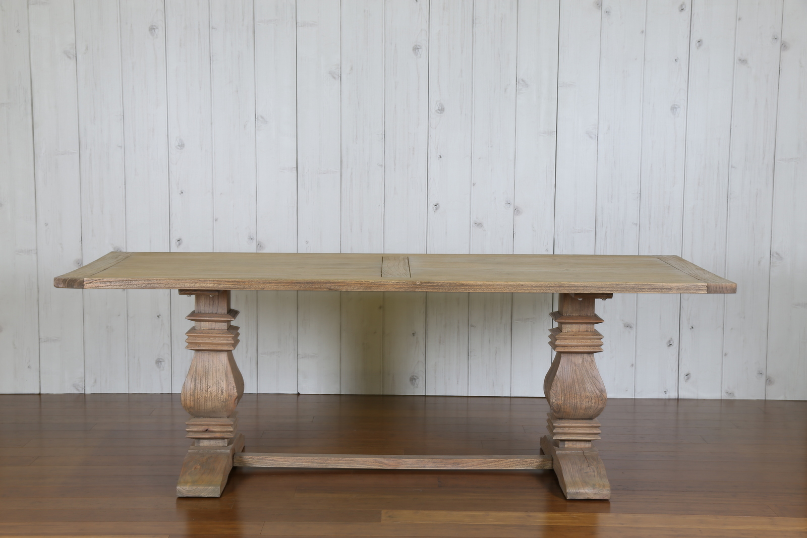 KINGSFORD | TIMBER DINING TABLE RANGE