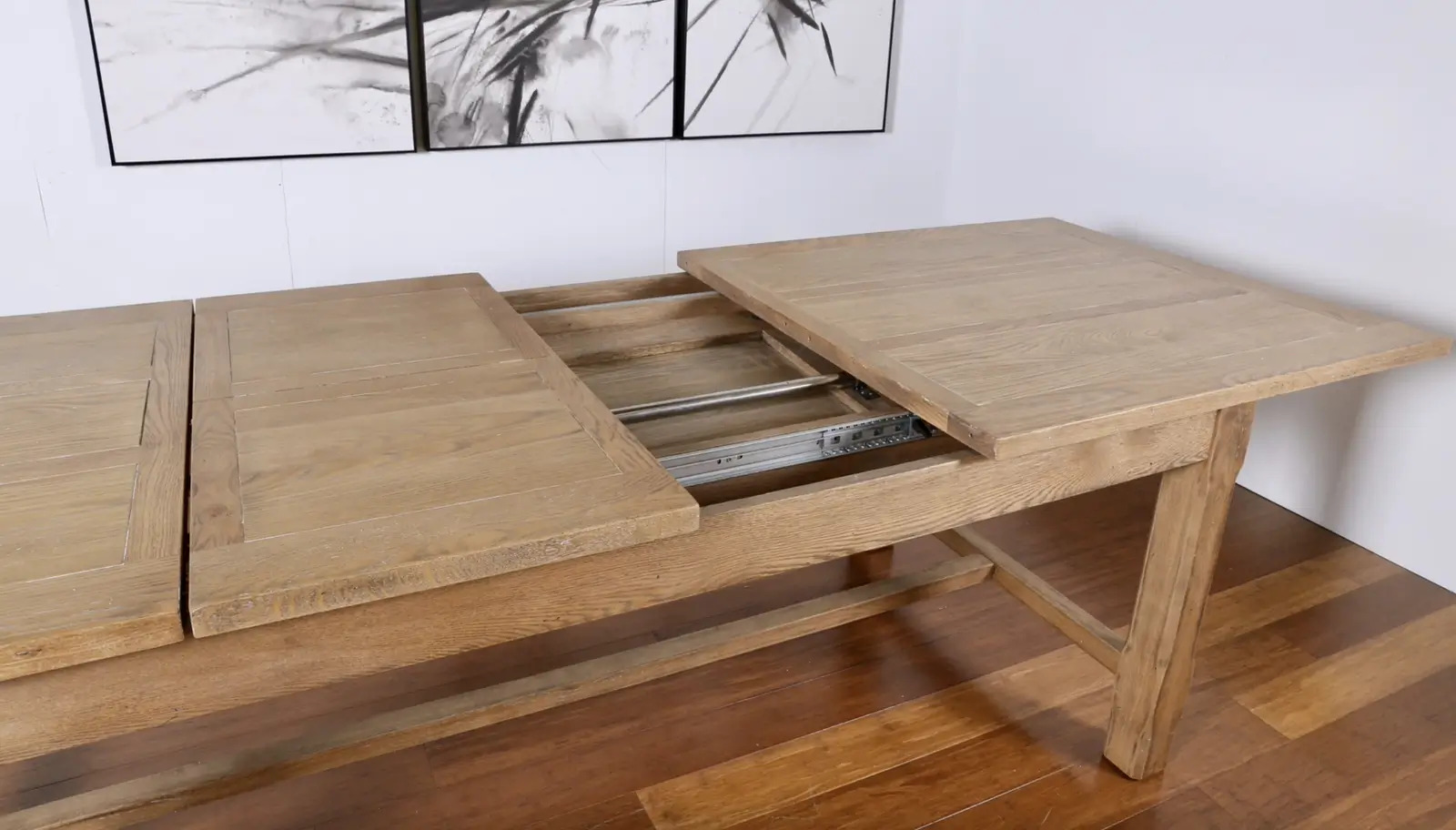 DRIFT | DUAL EXTENSION DINING TABLE