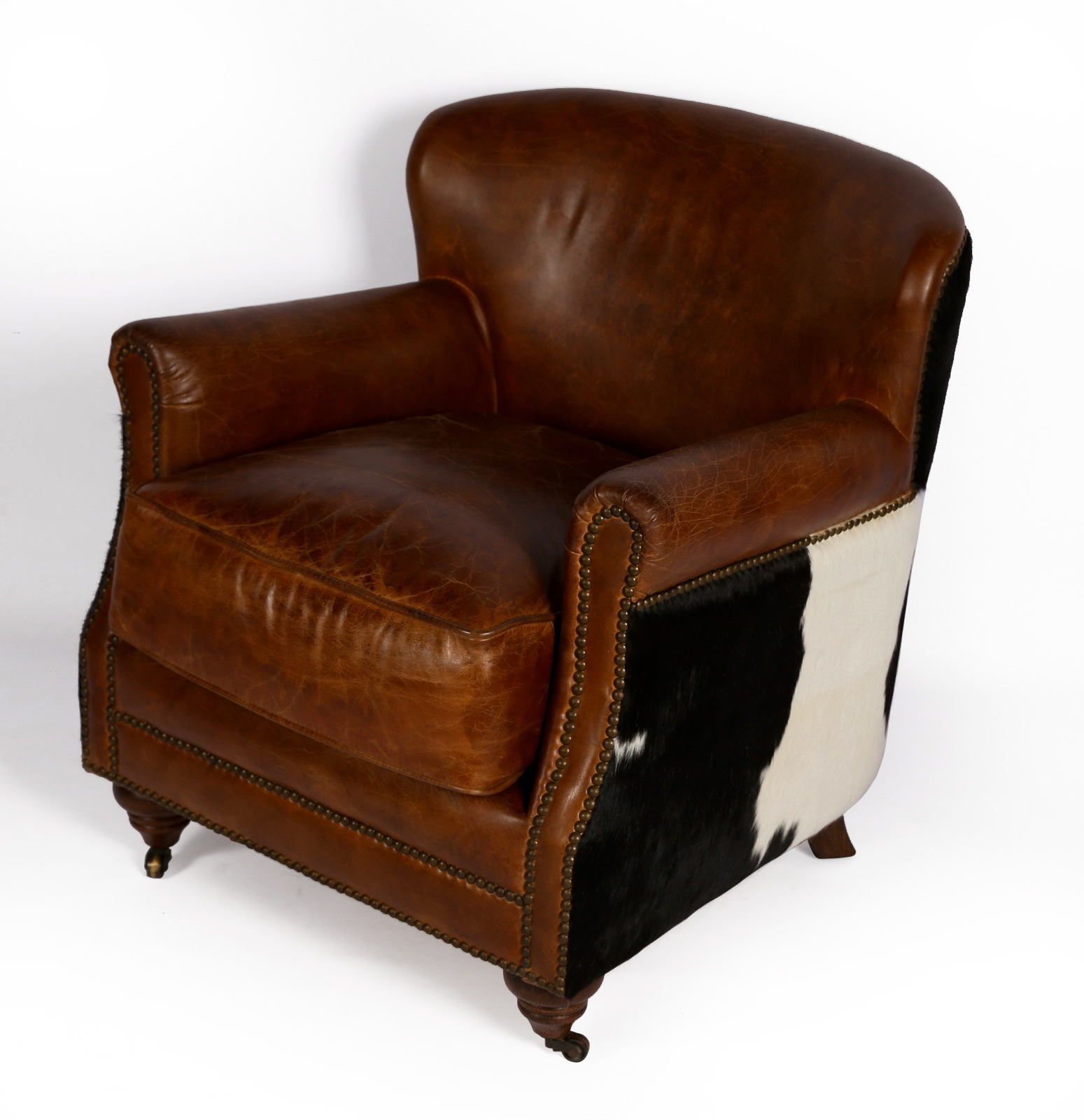 Hoss Classic Rawhide Leather Chair