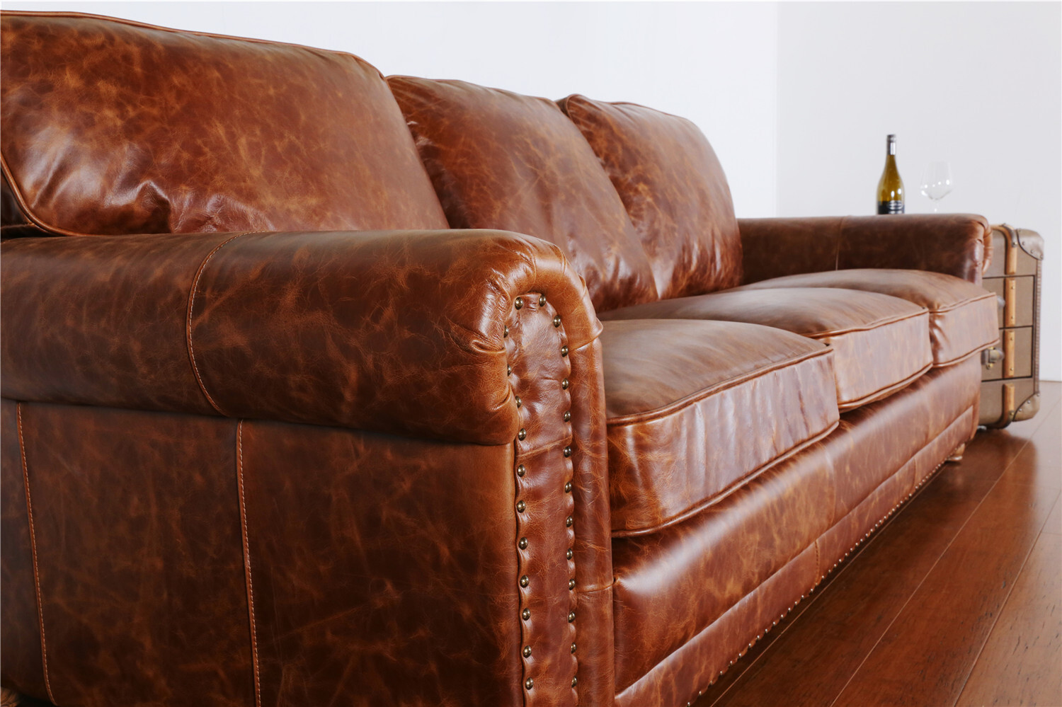 Hudson Antique Hand Rubbed Leather Sofa Brisbane Australia hudson-antique-hand-rubbed-leather-sofa-brisbane-australia