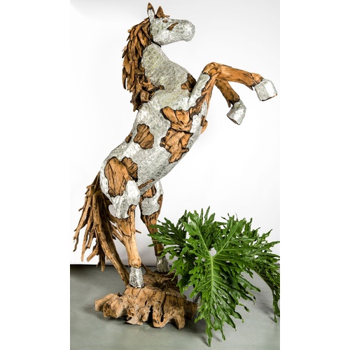 BRUMBY | LIFE SIZE REARING HORSE STATUE
